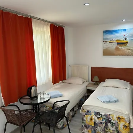 リゾート Stilo ミエンジズドロイェ